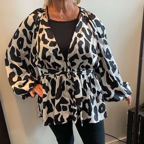 CUTE Asos top with big sleeves and tie waist - Picture 1 of 3